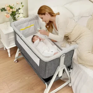Baby Bedside Bassinet with Wheels